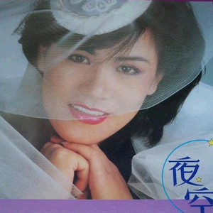 鲁鲁美女裸体艺术照
