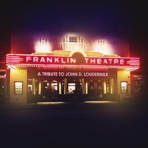 鲁鲁美女裸体艺术照
